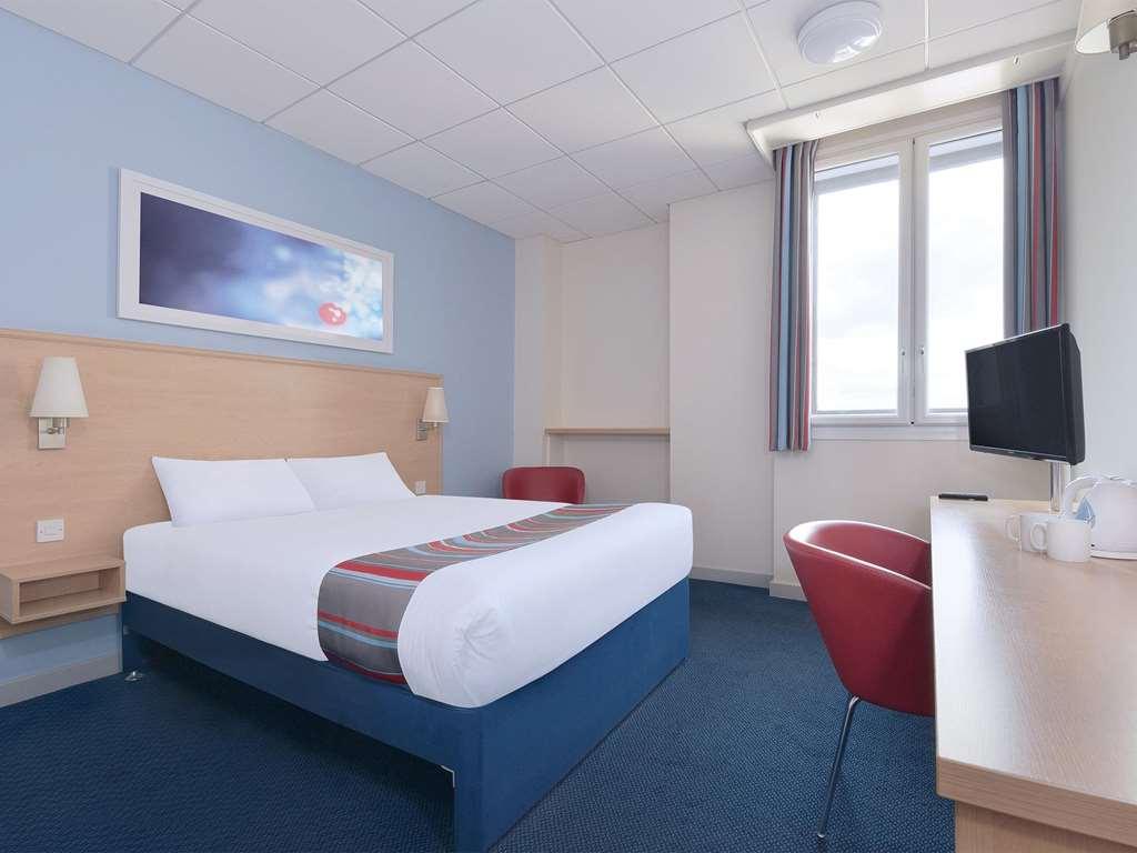 Travelodge Еър Стая снимка