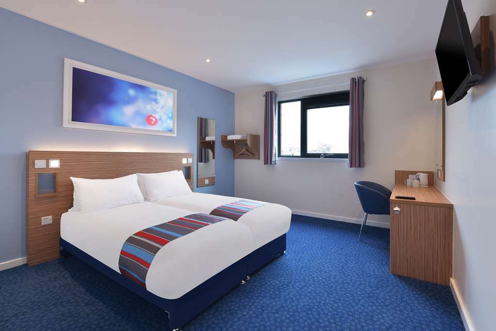 Travelodge Еър Стая снимка